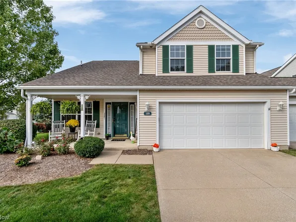 109 Mallard Point Dr, Akron, OH 44319