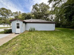 1275 E Giles Rd, Muskegon, MI 49445