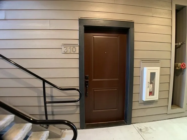 13905 SW Meridian St #310 — Photo 40