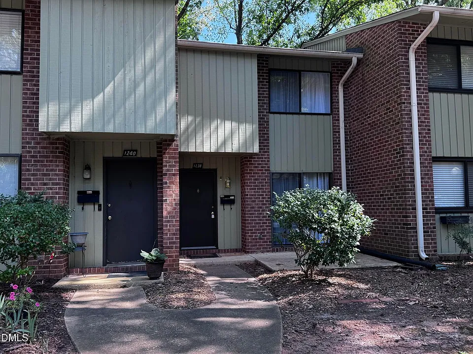 1238 Teakwood Pl