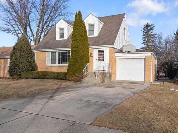 317 S Wille St, Mount Prospect, IL 60056