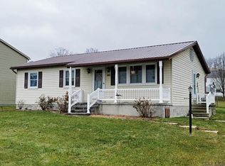 1310 Maplehurst Dr, Somerset, PA 15501