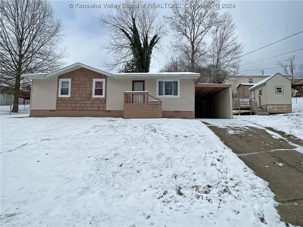 5112 Dublin Dr, Cross Lanes, WV 25313