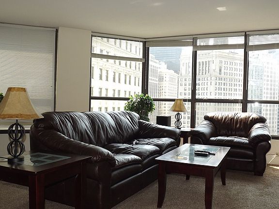 5th image of 405 N Wabash Ave Unit 1211