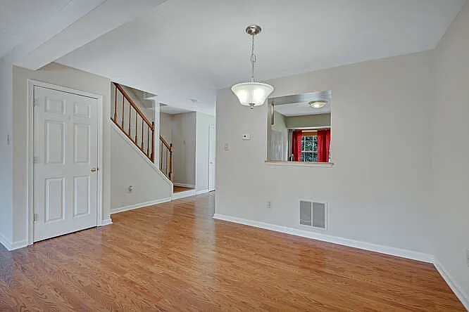 512 Crossbridge Dr — Photo 12