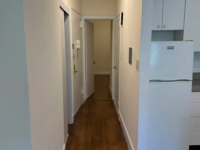 417 E 81st St #2-D — Photo 5