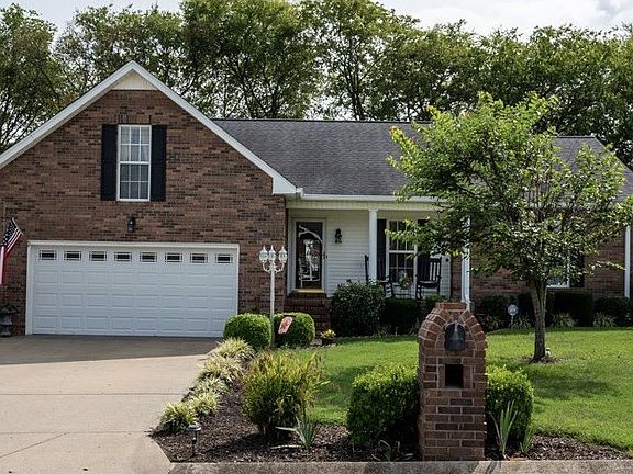 2nd image of 1073 Pinehurst Dr
