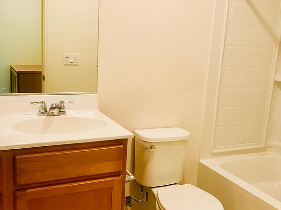 4th image of 1026 Abruzzo Ln Unit 4