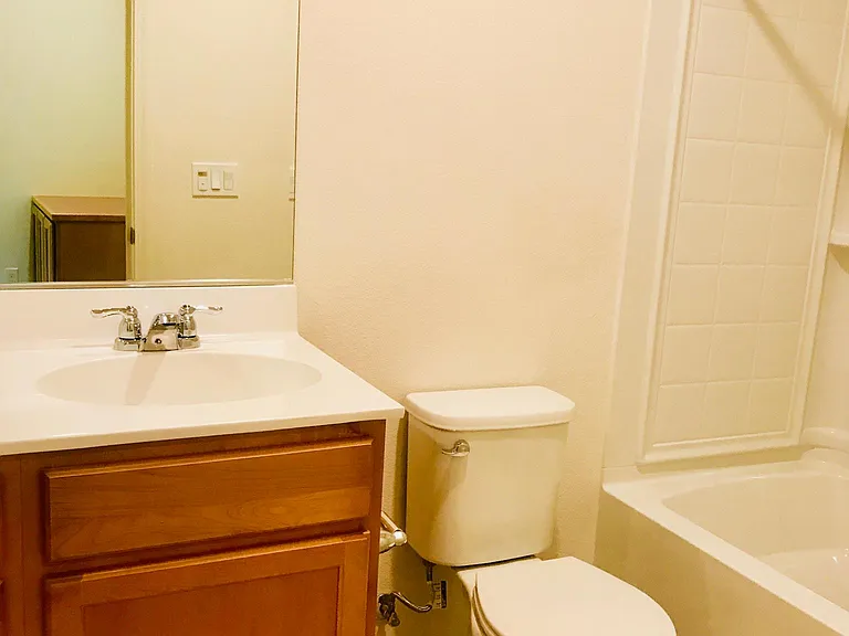 1026 Abruzzo Ln #4 — Photo 4
