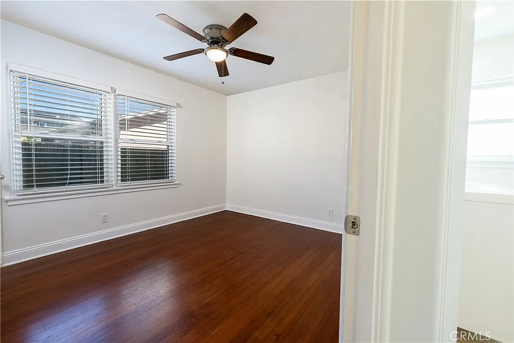 2 bed, 824 sqft, $3,700 — Photo 4