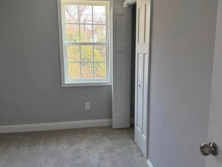 1057 W Massachusetts Ave — Photo 4