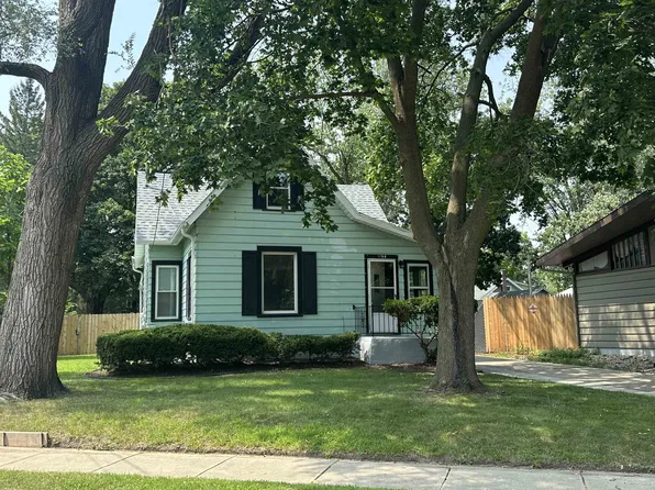 1108 La Salle St, Beloit, WI 53511