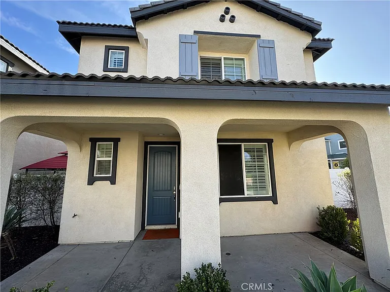 501 Villa Way — Photo 3