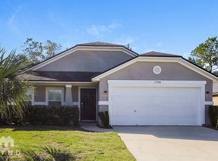 15768 Canoe Creek Dr, Jacksonville, FL 32218