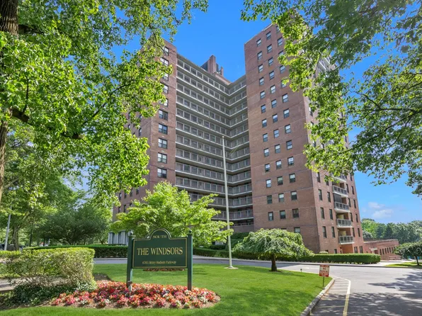4705 Henry Hudson Parkway 6J image 17 of 18