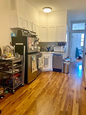 Rented by EXR | media 33