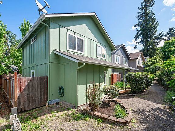 2nd image of 3063 W 15th Ave