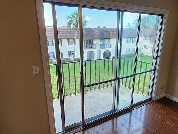 5th image of 7347 El Barco Rd APT 6