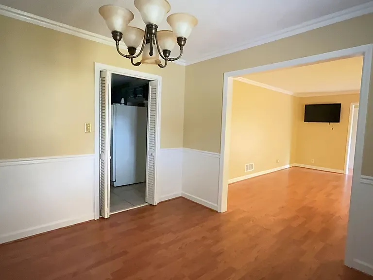 9013 Liberty Hill Rd — Photo 3