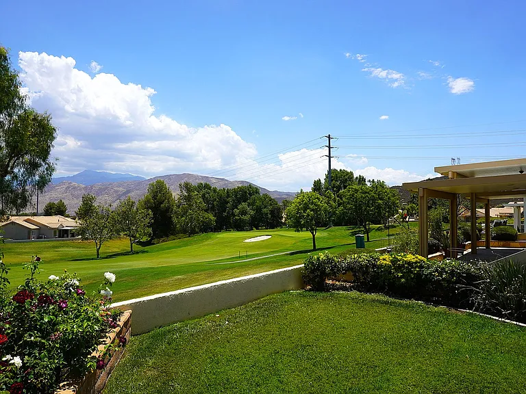 1366 Fairway Oaks Ave — Photo 24