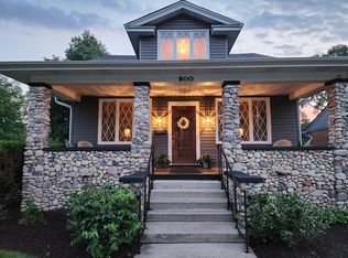 800 Bellevue Ave, Elgin, IL 60120