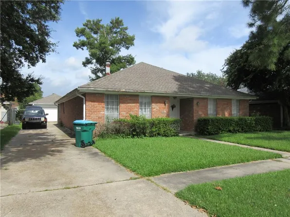 15 Normandy Dr, Kenner, LA 70065