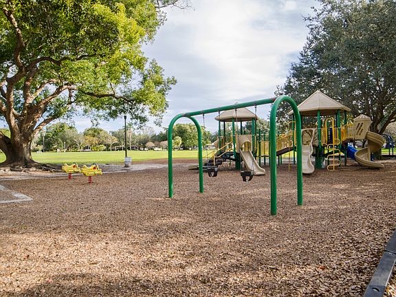Crescent Lake - Playground