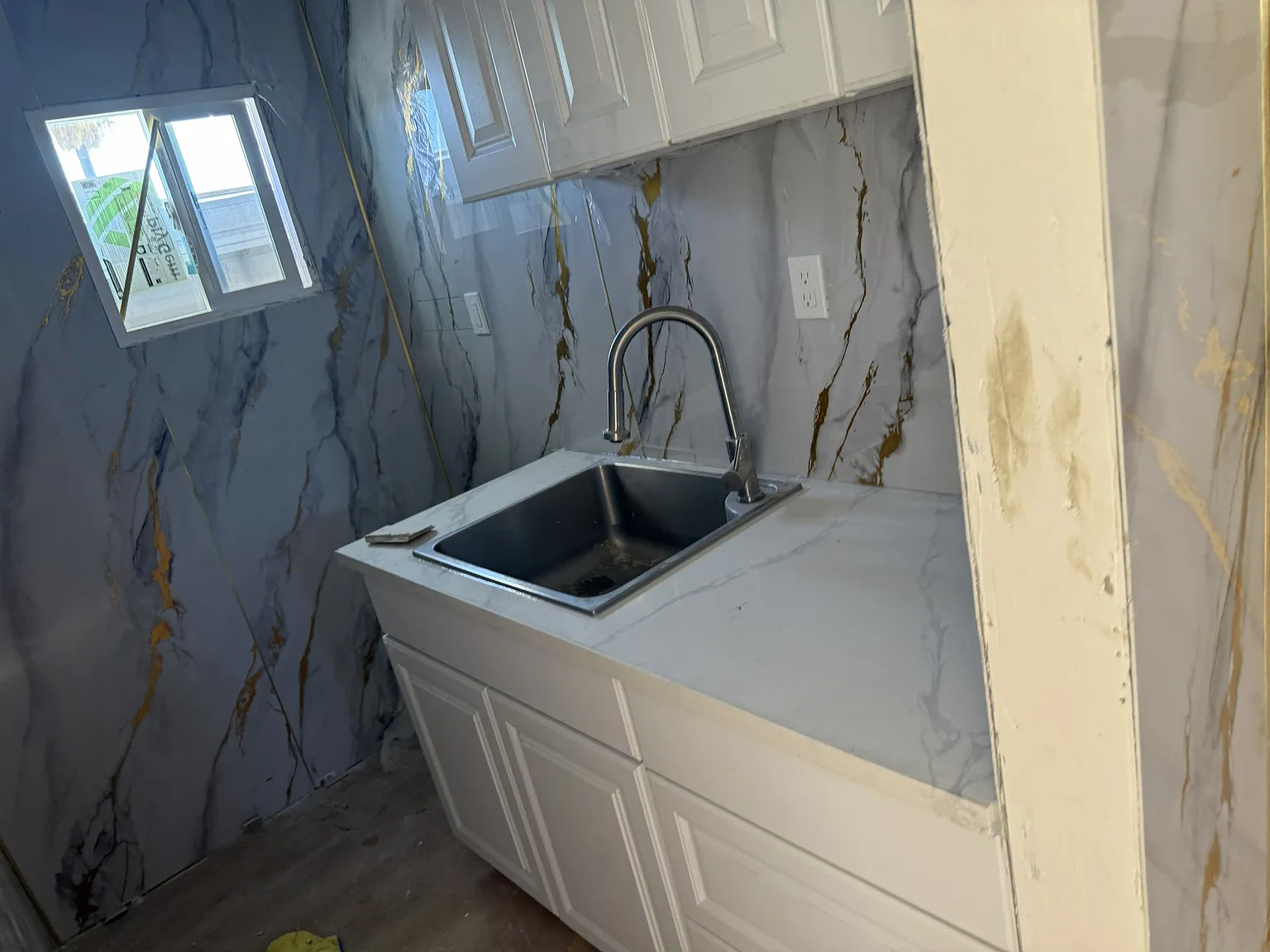 27020 Cottonwood Ave — Photo 1