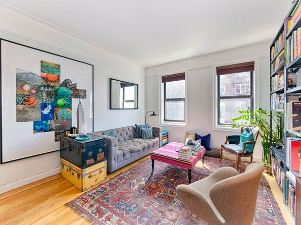 504 Grand Street image 1 of 10