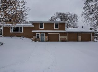 8701 Beard Rd, Bloomington, MN 55431