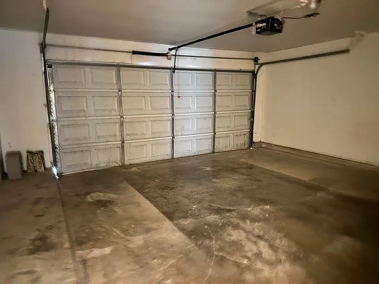 249 Stallion Dr — Photo 37