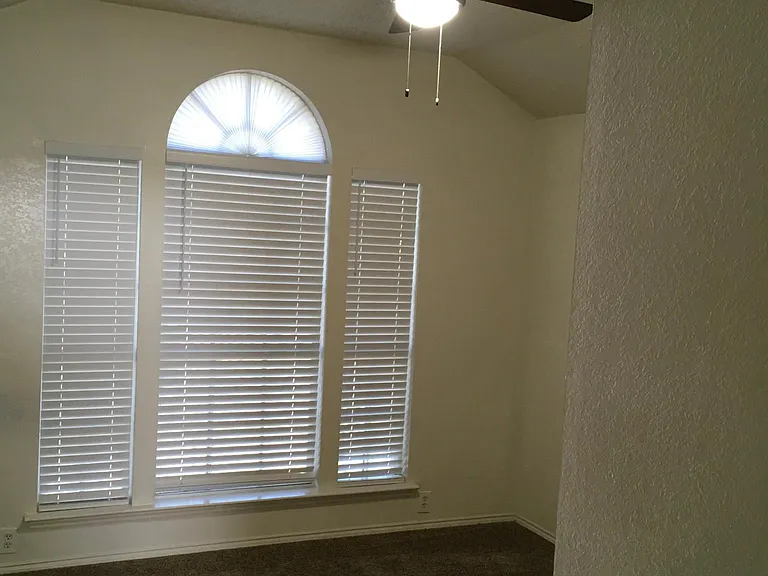 8408 Orleans Ln — Photo 3