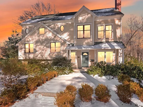 58 Ames St, Sharon, MA 02067