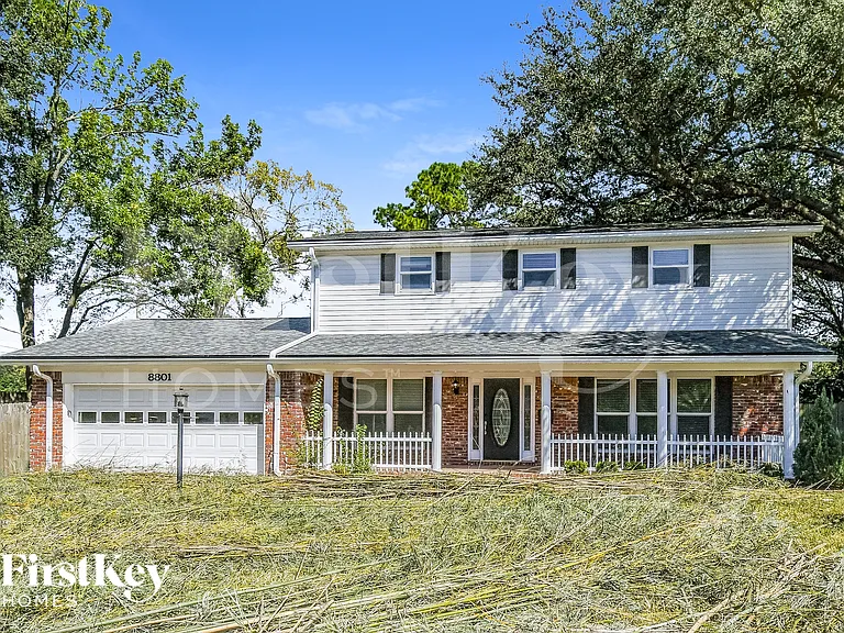 8801 Coventry Ct — Photo 2