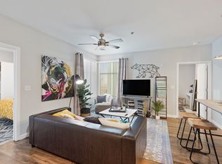 661 University Way #A9218ED87, Reno, NV 89501