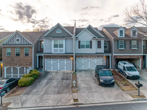 961 Pierce Ivy Ct, Lawrenceville, GA 30043