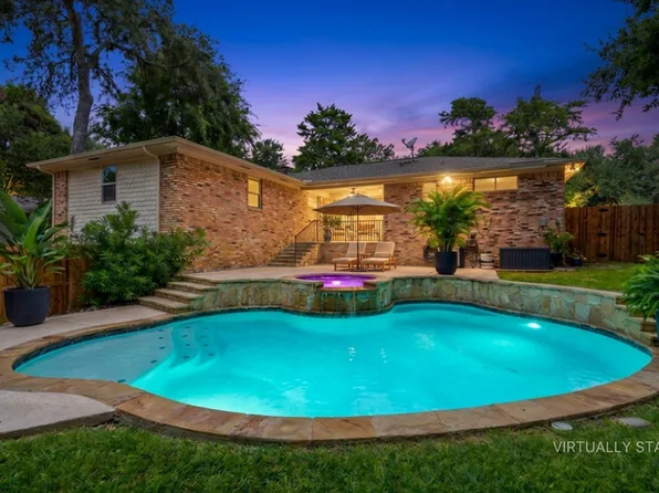8324 Moorcroft Dr, Dallas, TX 75228