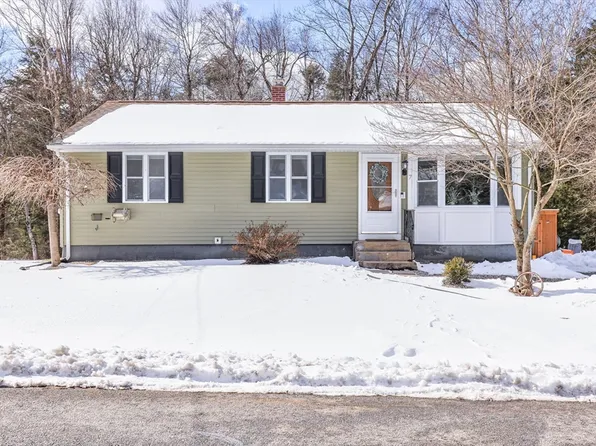 7 Park Ln, Leicester, MA 01524