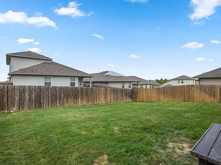 129 Jubilee Dr — Photo 29