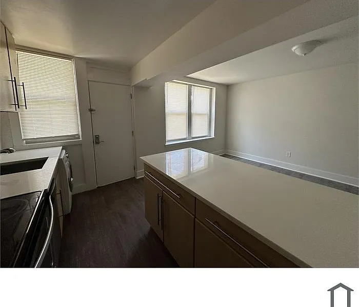 1 bed, 515 sqft, $1,949 — Photo 2