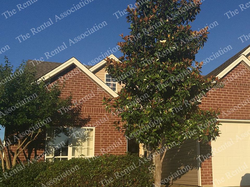 1st image of 2302 Desiree St