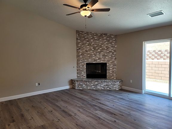 4th image of 17681 Bangor St