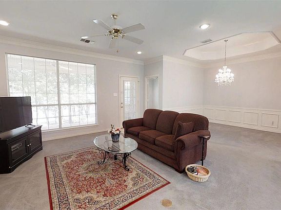 5th image of 10614 Lakeshore Dr