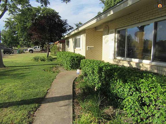 2nd image of 1818 N Blanco Dr