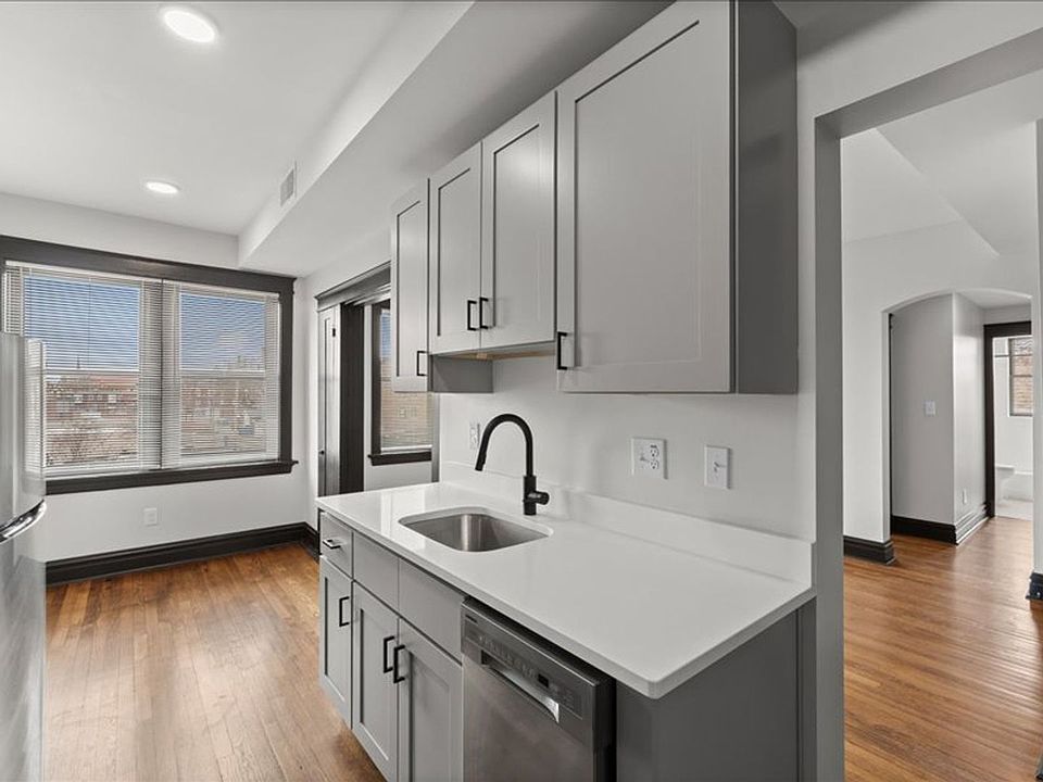 1st image of 4909 Lindenwood Ave APT 102