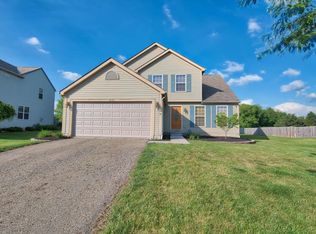 1572 S Hunters Dr, Newark, OH 43055