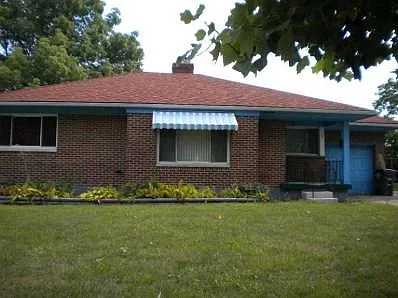 1450 Princeton Dr photo 1