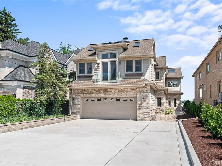 2380 Walnut Lake Rd — Photo 32