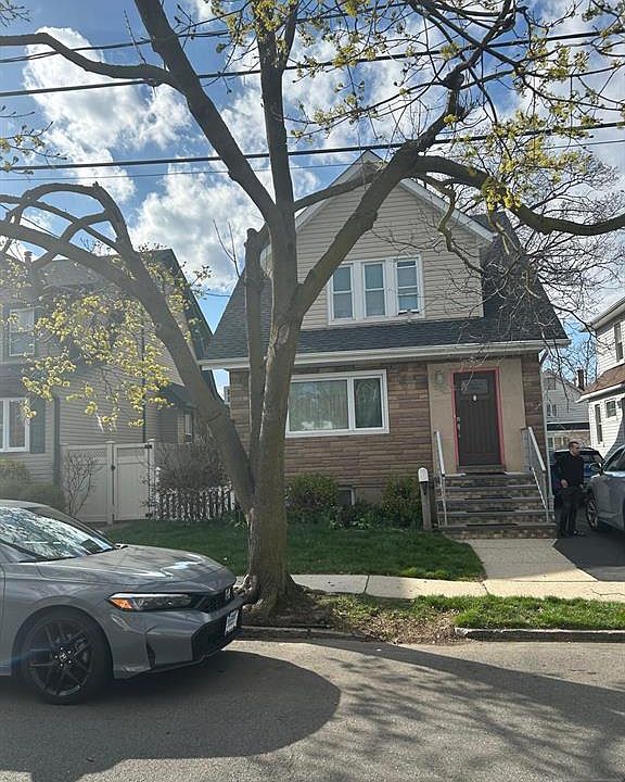 1st image of 521 Olympia Ave