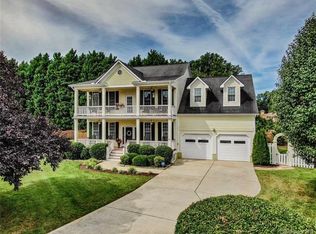 20300 Cathedral Oaks Dr, Cornelius, NC 28031